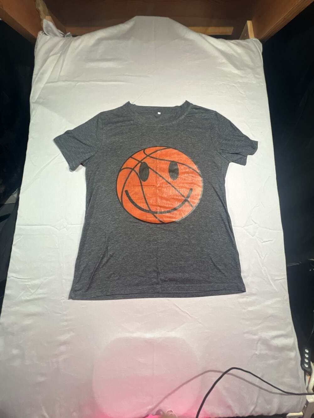 Basketball Smiley Face Graphic T-Shirt Gray Size S